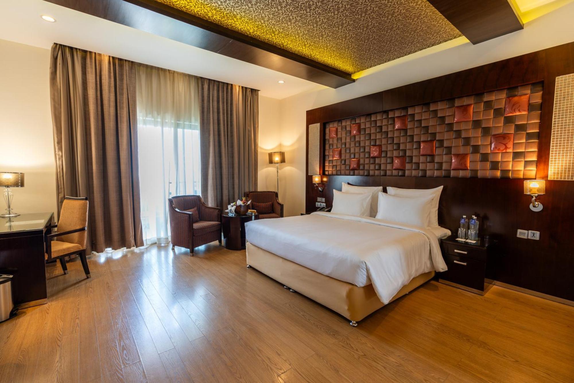 Clarks Exotica Convention Resort & Spa Devanahalli Екстер'єр фото