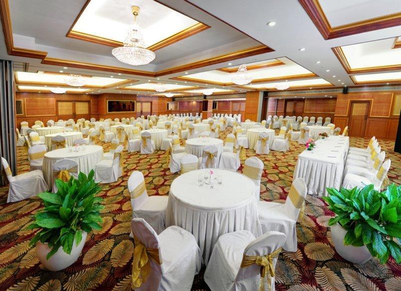 Clarks Exotica Convention Resort & Spa Devanahalli Екстер'єр фото